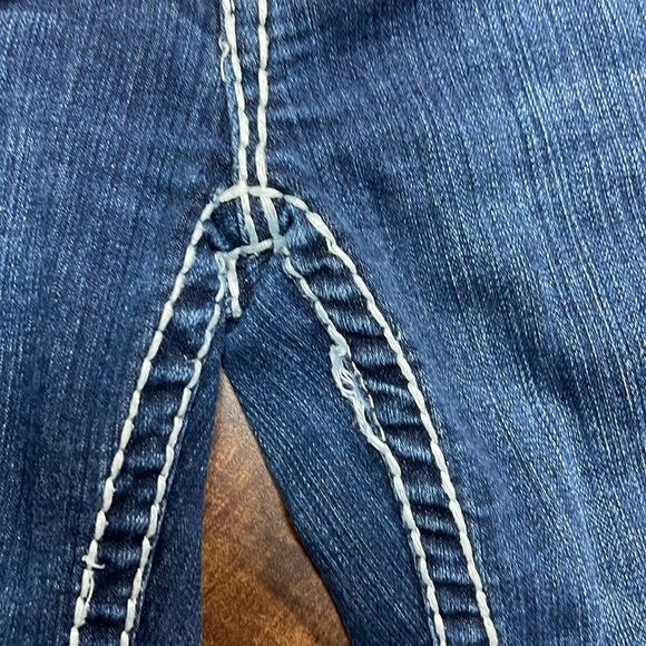 LA IDOL Capris Jeans size 5 - Picture 3 of 7